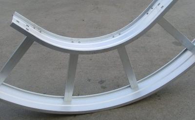 梯級式電纜橋架